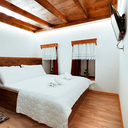 Duplex Apartment Viktoria Gjirokastër Dış mekan fotoğraf