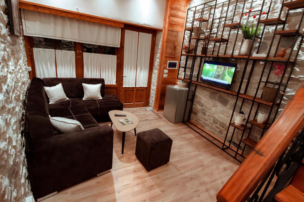Duplex Apartment Viktoria Gjirokastër Dış mekan fotoğraf