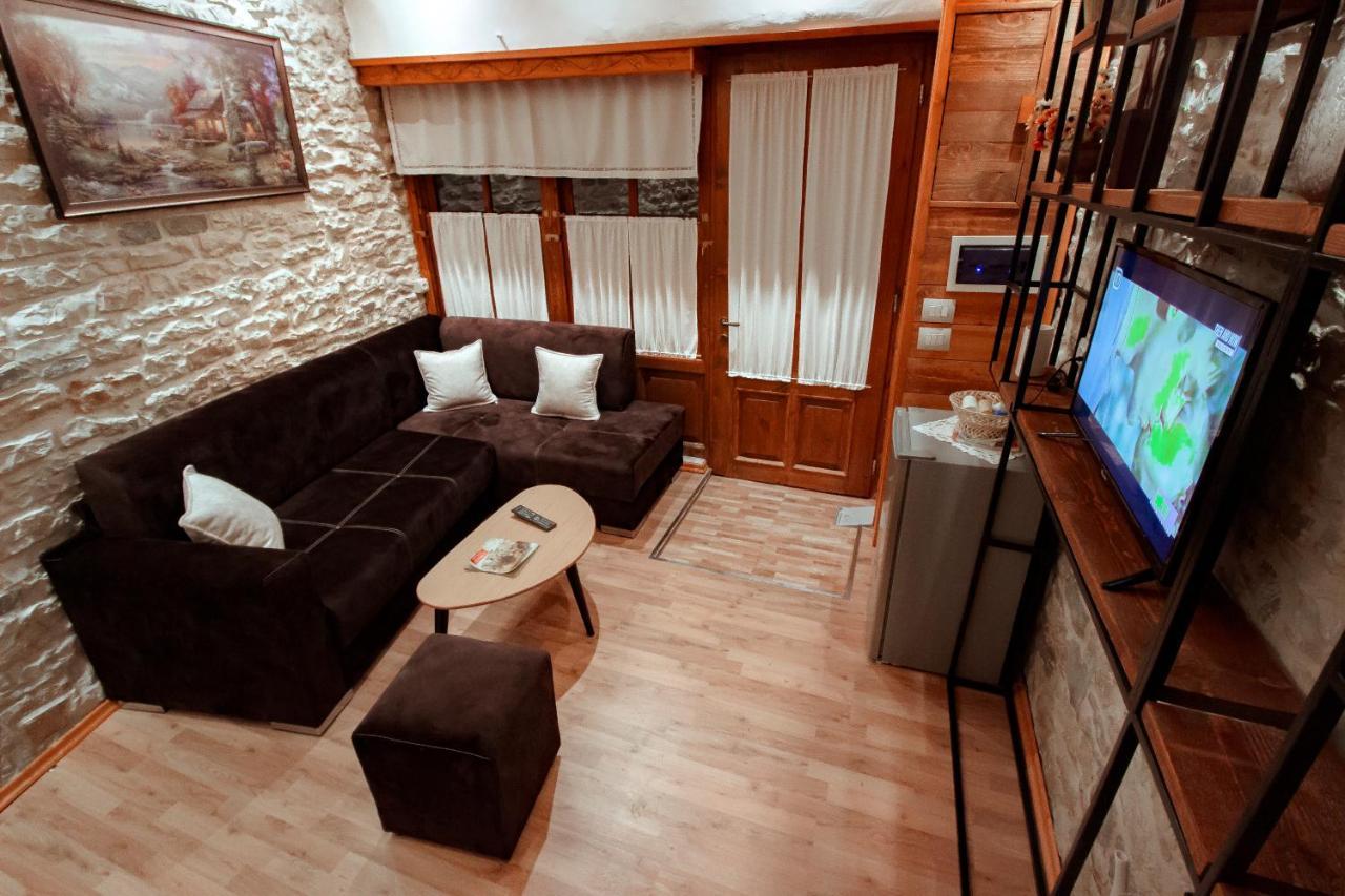 Duplex Apartment Viktoria Gjirokastër Dış mekan fotoğraf