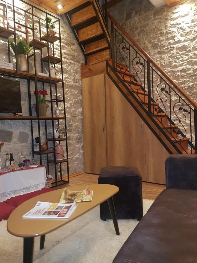 Duplex Apartment Viktoria Gjirokastër Dış mekan fotoğraf